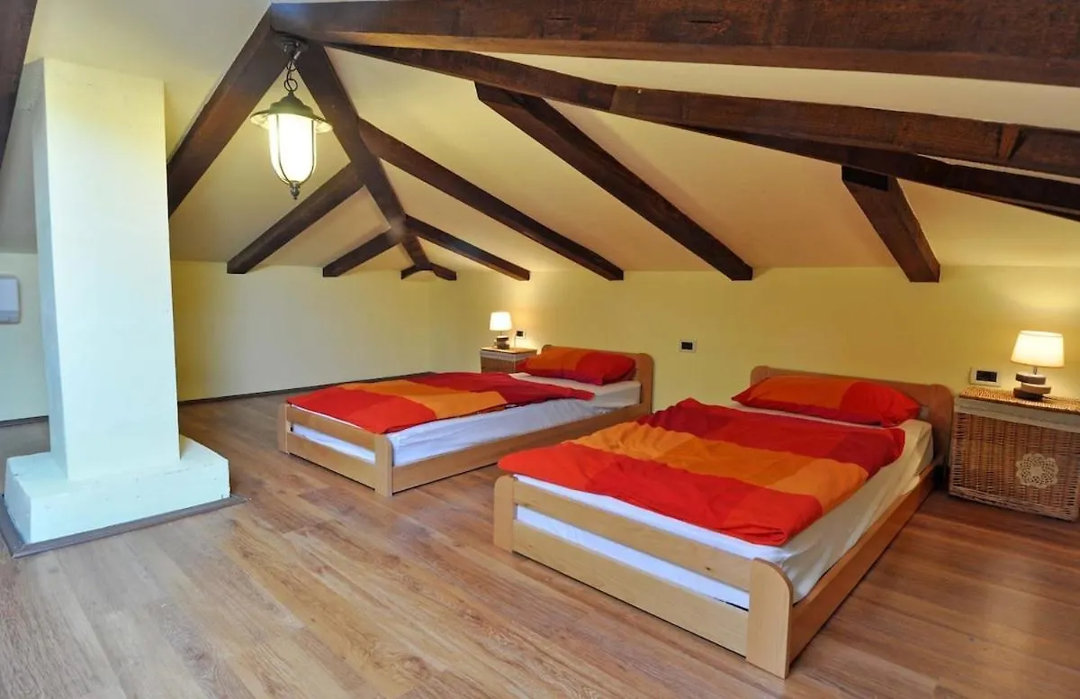 House Smiljana Villa Premantura 0*,